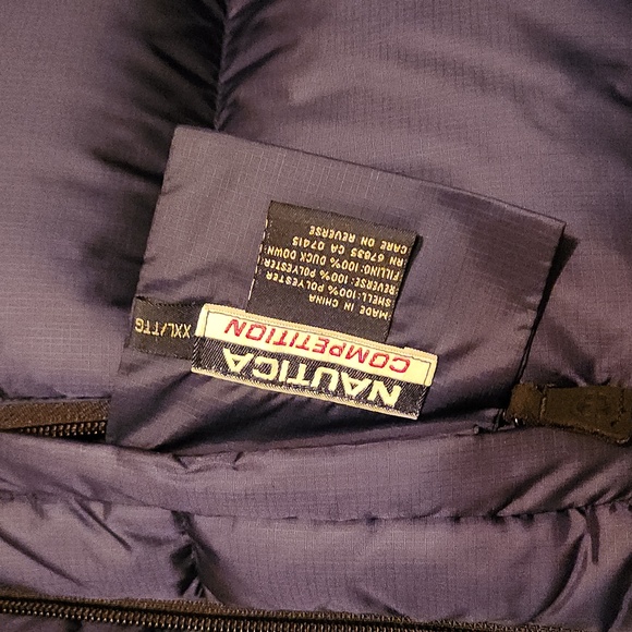 Nautica Men's Puffer Vest - Picture 4 of 7